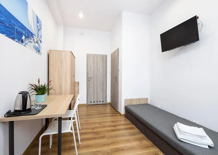 Przy Plazy 公寓式酒店 3*