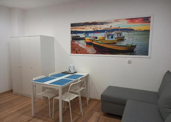 Przy Plazy 公寓式酒店 3*