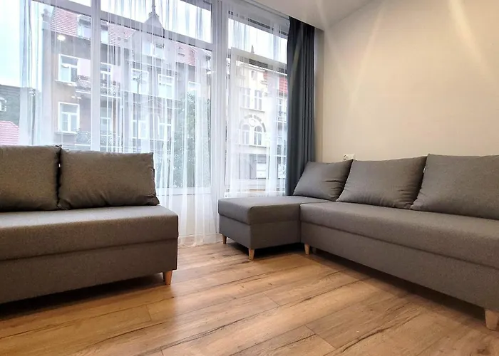 Przy Plazy מלון דירות